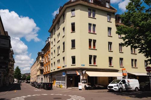 easyHotel Zurich City Main Station in Escher Wyss - Gewerbeschule