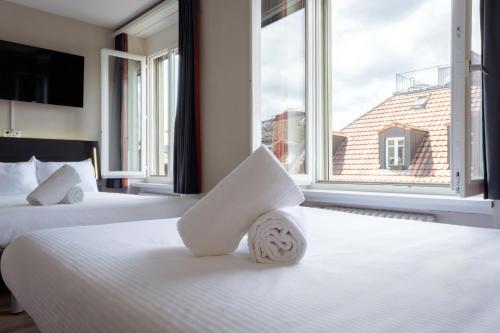 easyHotel Zürich City Main Station - image 4