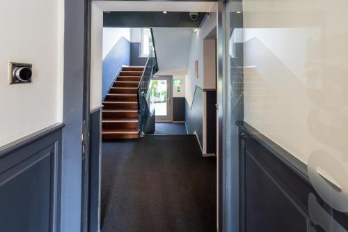 อีซี่โฮเทล ซูริค (easyHotel Zurich) in ซูริค