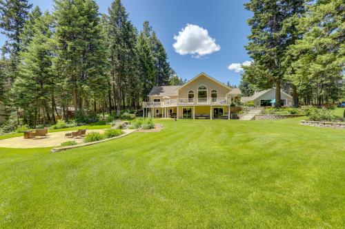 'Crystal Lake Retreat' Studio ~ 5 Mi to State Park in Marion (MT)