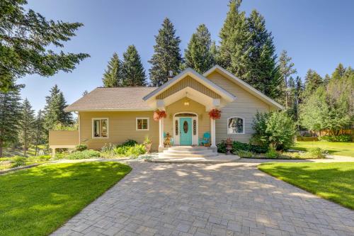 Crystal Lake Retreat Studio: Walk to Happy's Inn! in Marion (MT)