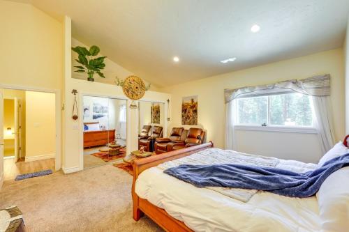 Crystal Lake Retreat: Event Villa w/ Lake Access! in Marion (MT)