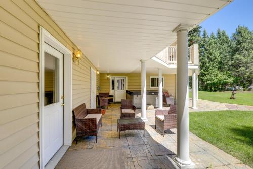 Crystal Lake Retreat: Event Villa w/ Lake Access! in Marion (MT)
