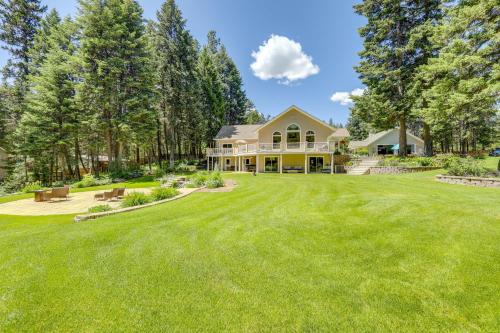 Crystal Lake Retreat: Event Villa w/ Lake Access! in Marion (MT)