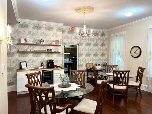 Pub/Lounge, 50 Lincoln Short North Bed & Breakfast in Columbus Belváros