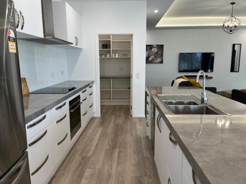 Jack Adamson Retreat in Twizel