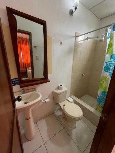 Hostal Montecarlos in Salinas