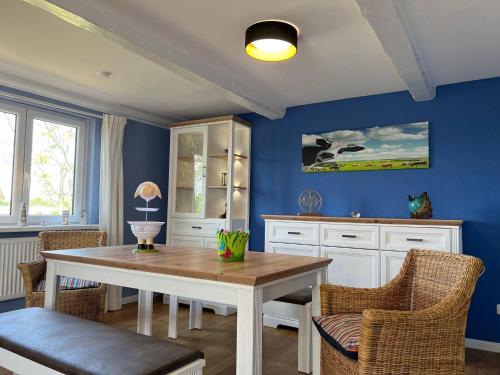 Haus-Min-Leevstes in Brosum