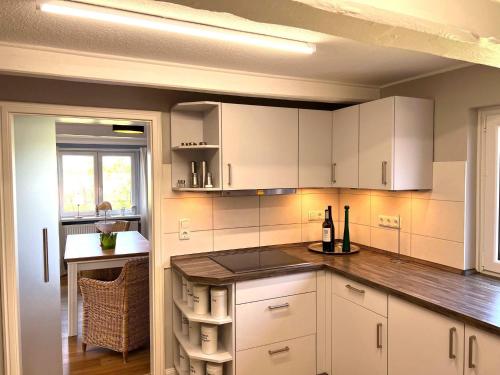 Haus-Min-Leevstes in Brosum