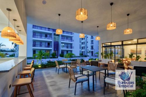 3 Bdr Apt in La Romana - Full Kitchen - Pool - Gym - Security in La Caña