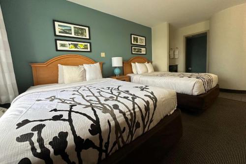 Sleep Inn Slidell - image 8