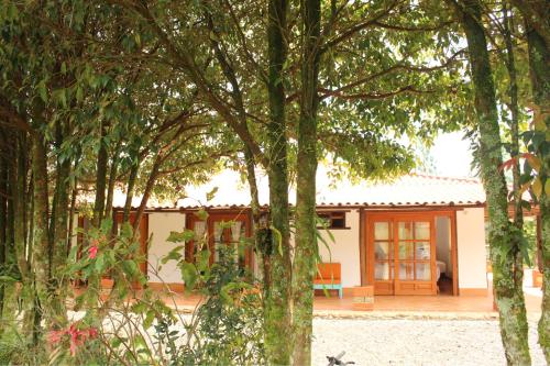 Cabaña rústica cerca del río (Cabana rustica cerca del rio) in Arcabuco