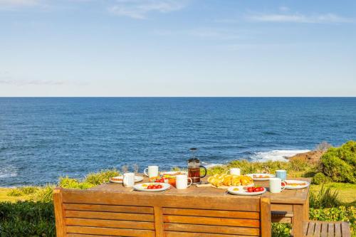 Ocean Views, 4 Ocean Street - Absolute Waterfront Retreat at Fishermans Bay in 安娜灣
