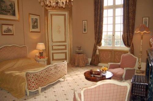 Chateau de Sommesnil in Sommesnil