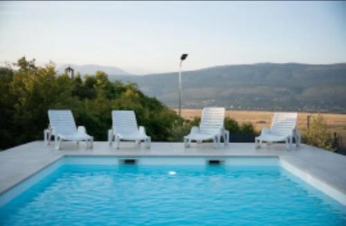 Villa Leona in Mali Ogradenik