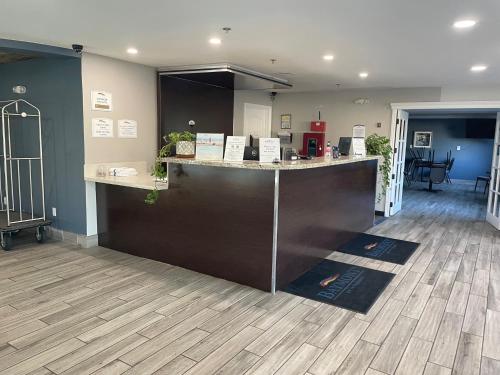 Baymont by Wyndham Yreka - main image