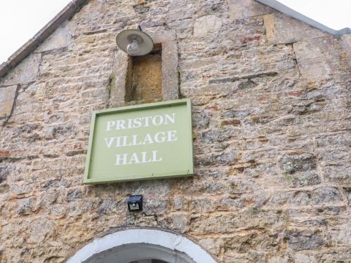 A szálláshely kívülről, Pheasant Cottage in Priston Village