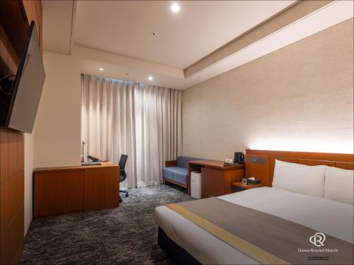 room detail thumbnail 1