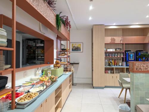 Ételek és italok, Hotel Carre Vieux Port near Nouvelle Katedrális Major