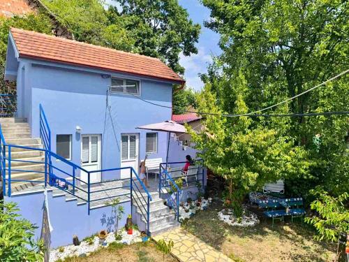 A szálláshely kívülről, Apartmani Sara Banja Vrujci in Popadić