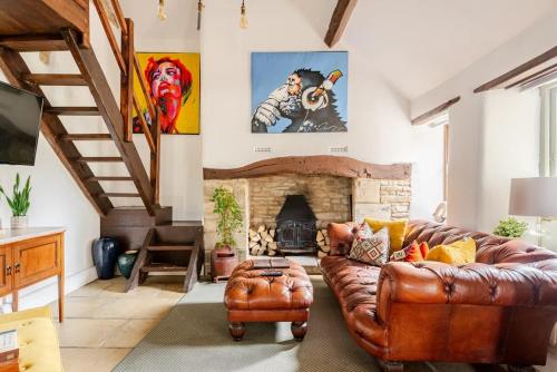 The Hideaway - Authentic Cotswolds Village Living in 伯德利普