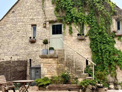 The Dovetail - Cotswolds Living in 伯德利普