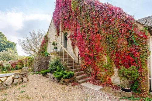 The Dovetail - Cotswolds Living in 伯德利普