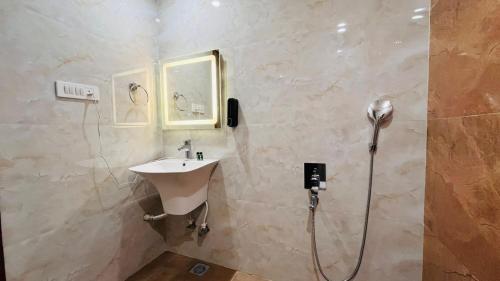 THE COMFORT Inn - image 2