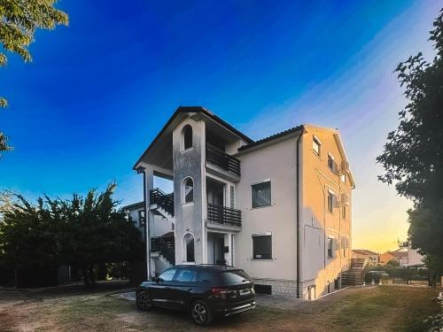 ทัศนียภาพภายนอกโรงแรม, Apartments Home Homar in เมเตราดา