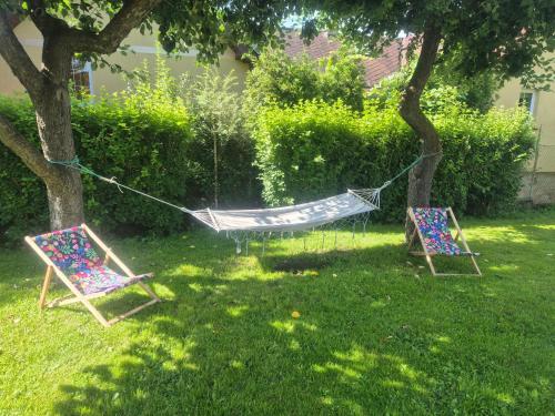 Kwatery u Jarka z ogrodem i parkingiem