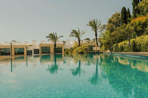 Casa Cascais Riviera - Deluxe 3 Bedroom Apartment in ไบร์โร มาล การ์โมนา