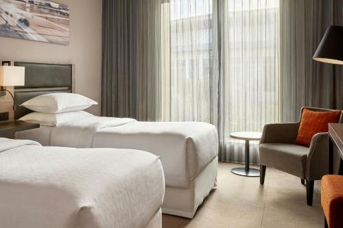 Sheraton Duesseldorf Airport Hotel - image 13