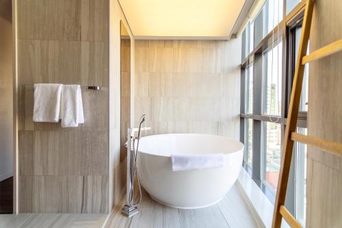 Létesítmények, HOMES Red Myeongdong near Myeong-Dong Katolikus Katedrális