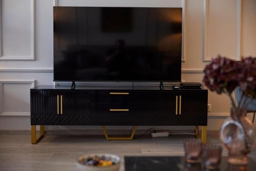 R B Apartment Hamburg Comfort am Flughafen für 1-5 Personen - ideal für Geschäftsreisende und Familien - Küche - Smart TV - Waschtrockner - kostenloser Parkplatz, Hamburg (photo 7)
