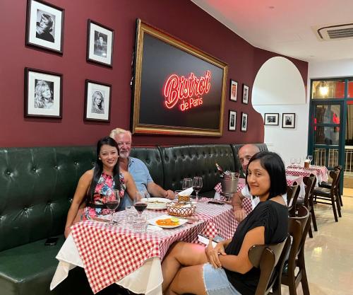 BISTROT DE PARIS HOTEL & FRENCH CUISINE - 레스토랑