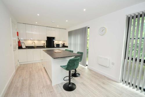 Beautiful 3 Bed Manchester Apartment Near Etihad, Manchester (photo 2)