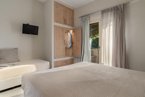 Lemonia Accommodations - image 13