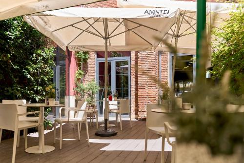 ระเบียง/ชานเรือน, The Book Factory Hostel by gaiarooms in บายาโดลิด