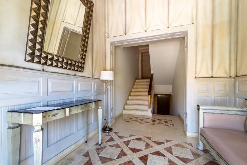 مدخل, Sea-view luxurious apartment on the beach of Etepona in Los Granados del Mar