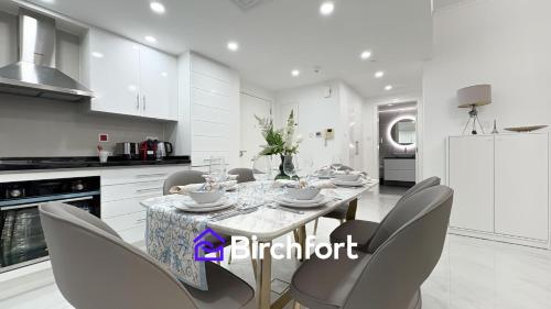 Birchfort- Downtown Living with Burj Khalifa View, Dubái (foto 9)