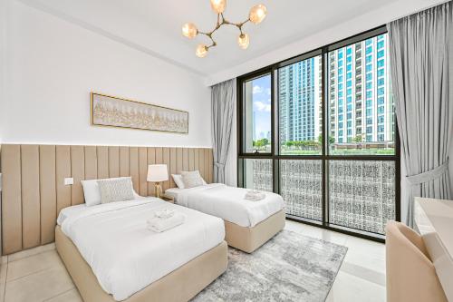 Connected to Dubai Mall Luxe 2br Apt Sleeps 6, Dubai (photo 3)