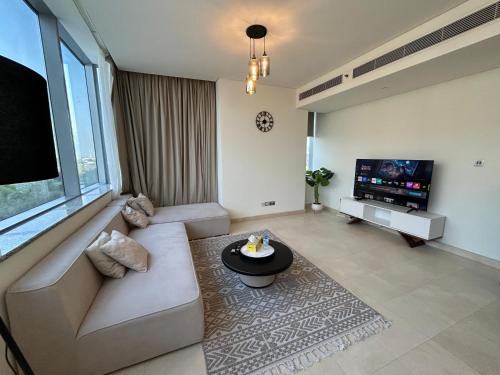 Luxury 2-Bedroom Apartment in Difc , Skyline Views, Dubai (photo 3)