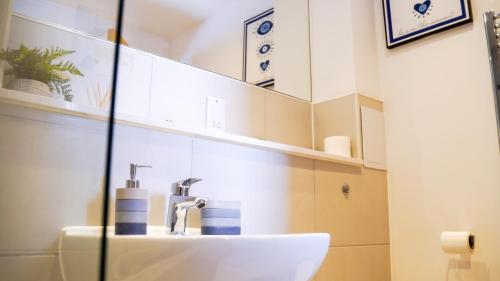 Manchester City Centre Apt with Balcony & Free Parking-2Nights minimum, Manchester (fotografie 3)