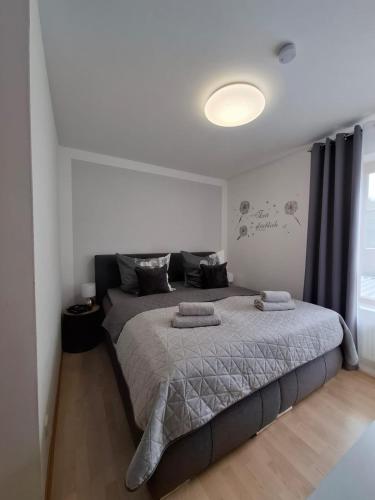 Ferienwohnung mit Balkon, Schwandorf in Bayern
