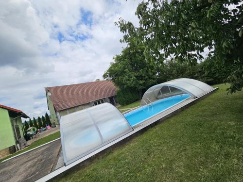 ทัศนียภาพ, Casa 44 Domoslavice u Hořic (Casa 44 Domoslavice u Horic) in ออริเซ