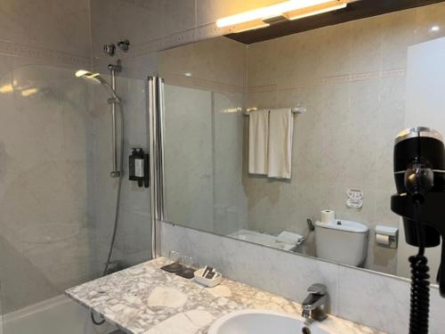 Hostal Iznajar Barcelona - image 8