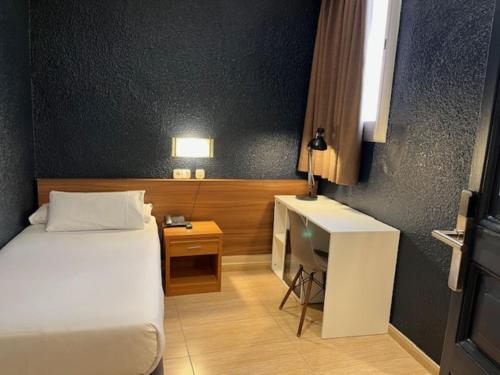 Hostal Iznájar Barcelona – Barcelona, NJ