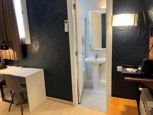 Hostal Iznájar Barcelona – Barcelona, NJ