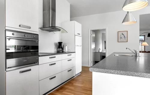 Kitchen, Amazing Home In Ebeltoft With House Sea View in Ebeltoft