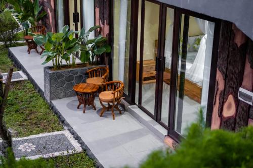 Cassowary Villa Sidemen in Sidemen